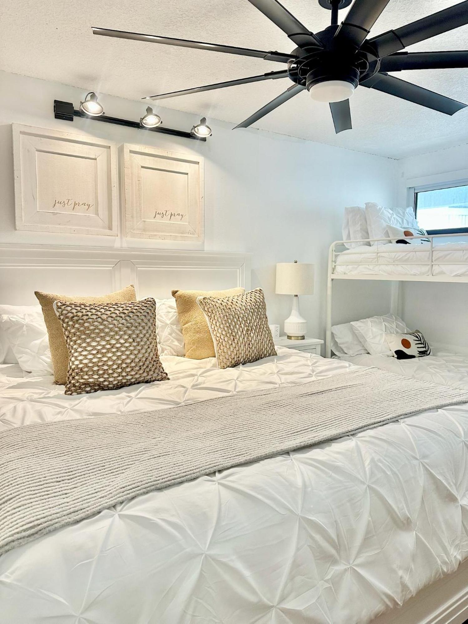 TOWER 2 MASTER SUITEs, 2 KINGS BEDS, MARINA Cayo Largo Exterior foto